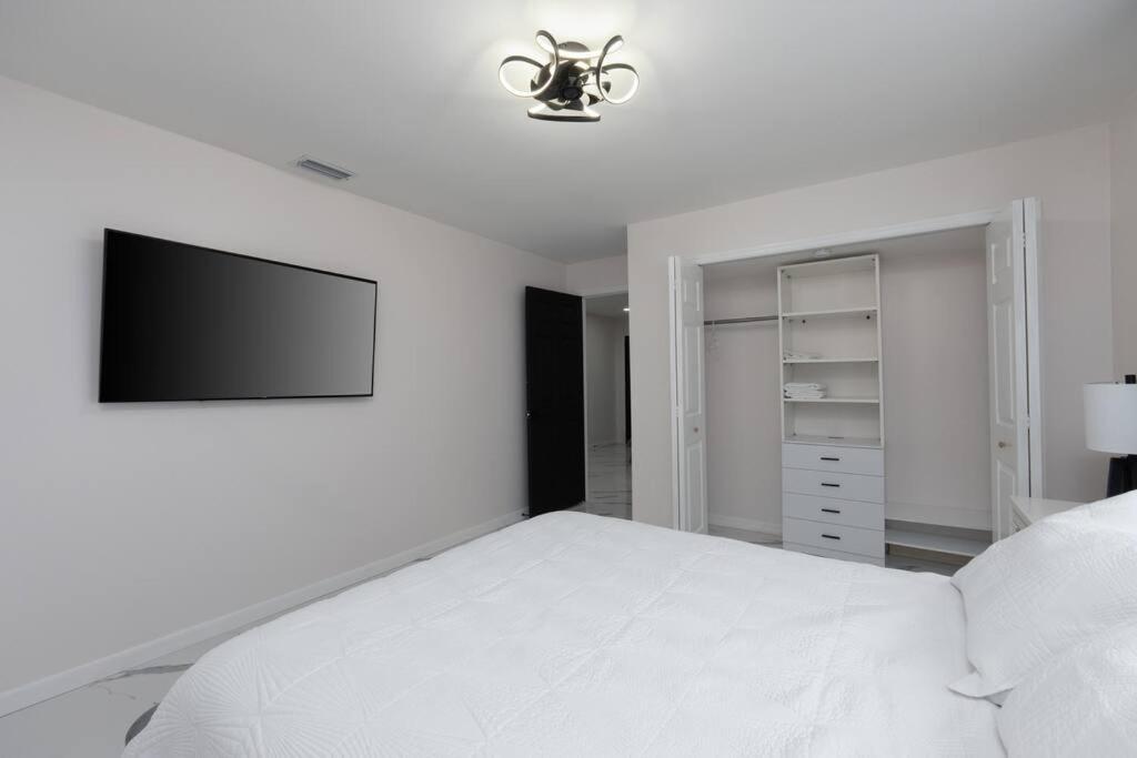 Luxury Style Townhome With Pool - 1 Miles To Bucs Stadium Tampa Exteriör bild