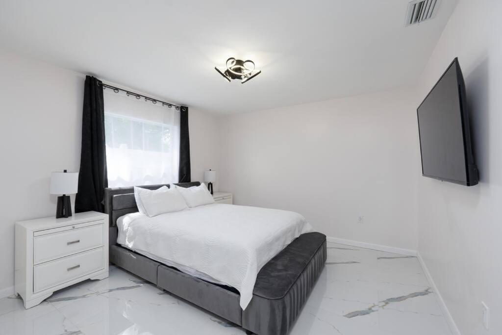 Luxury Style Townhome With Pool - 1 Miles To Bucs Stadium Tampa Exteriör bild