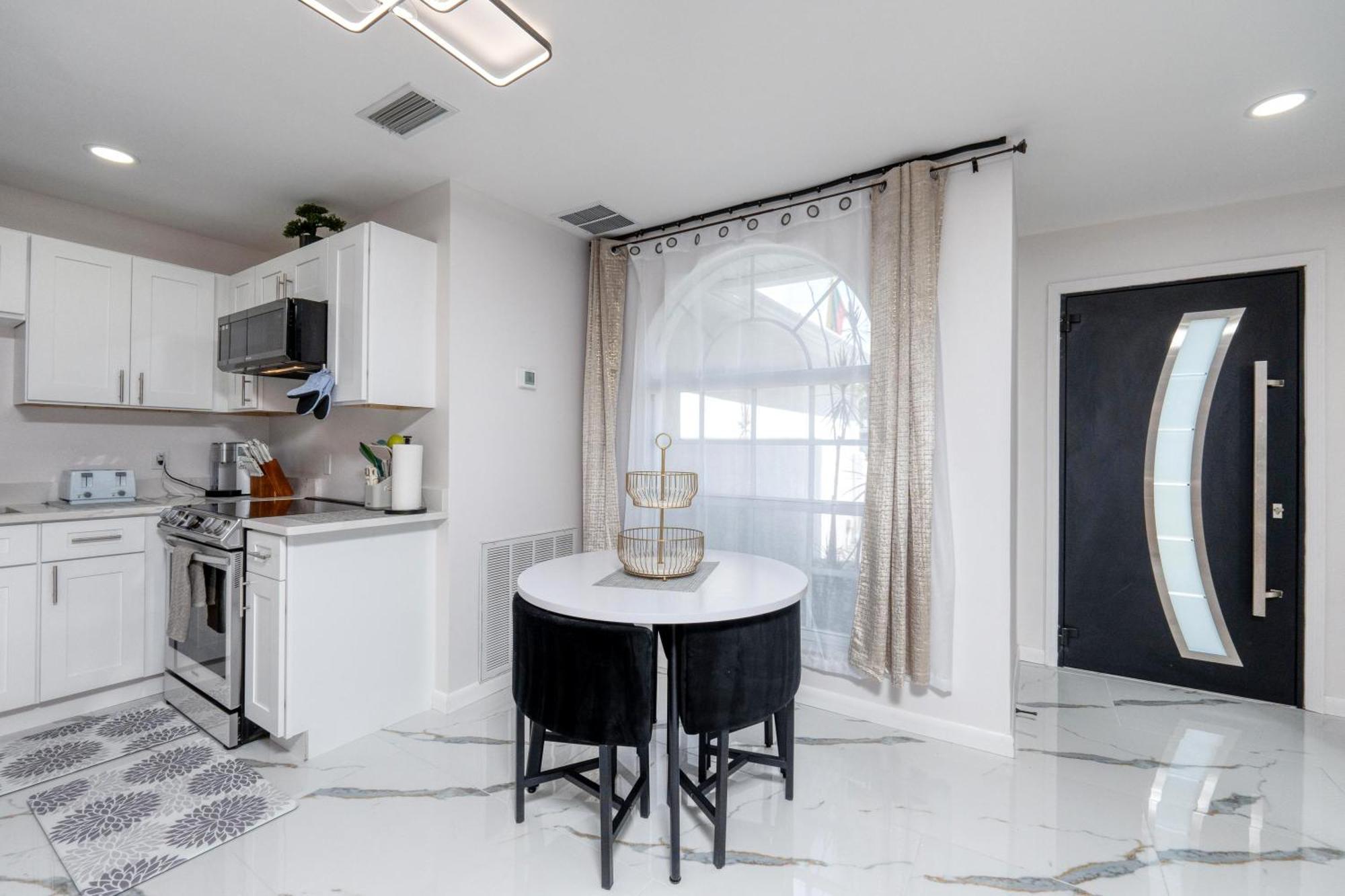Luxury Style Townhome With Pool - 1 Miles To Bucs Stadium Tampa Exteriör bild